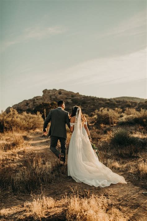 20 Stunning Romantic Sunset Wedding Photo Ideas Hi Miss Puff