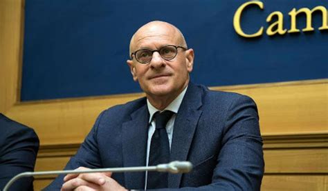 Fabio Rampelli Fdi Favorevoli Allo Scioglimento Di Forza Nuova Ma