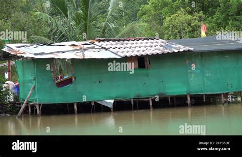 Poverty in slums Stock Videos & Footage - HD and 4K Video Clips - Alamy