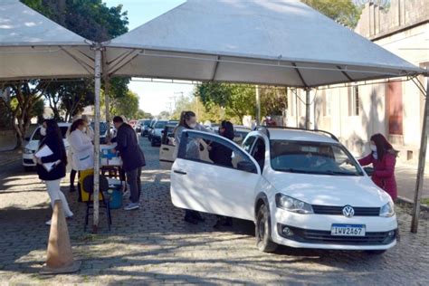 614 pessoas de 35 e 36 anos foram vacinadas a 1a dose nesta terça feira