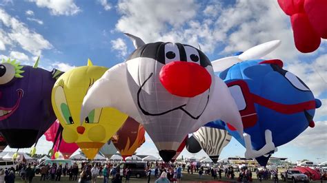 Albuquerque Special Shapes Hot Air Balloons Youtube