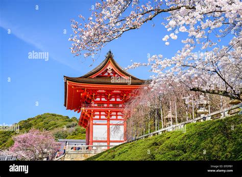 Kiyomizu Dera Temple Hi Res Stock Photography And Images Alamy