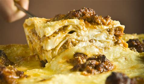 Classic Lasagna Bolognese Cia Foodies