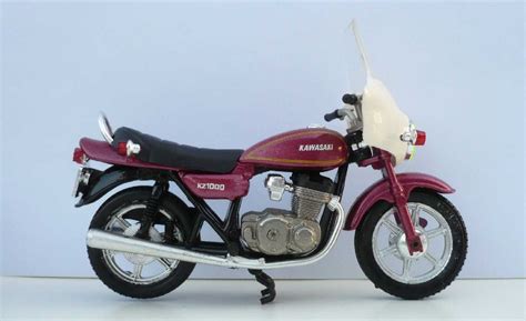 KAWASAKI 301