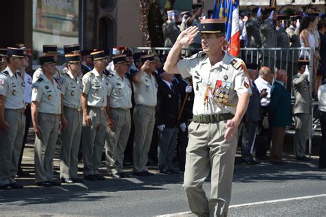 passation de commandement au er regiment dinfanterie anciens du er