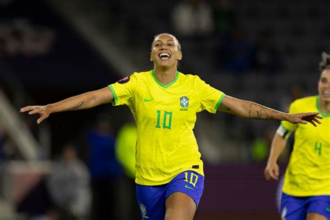 Dois Gols De Zaneratto Brasil Goleia Argentina E Vai Semifinal