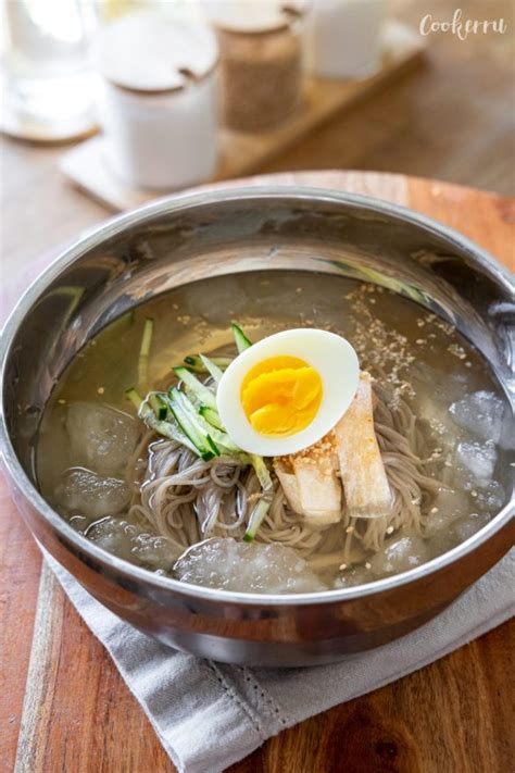 Easy Naengmyeon (Korean Cold Noodles) | Cookerru