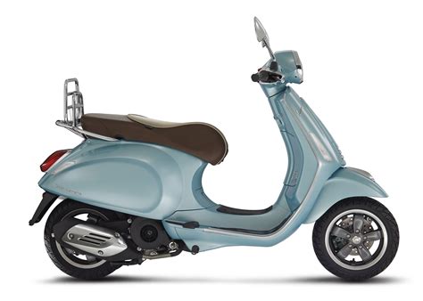 Motorrad Vergleich Vespa Primavera I E V Vs Vespa Sprint