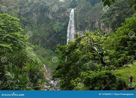 Air Terjun Tawangmangu Tawangmangu Waterfall Stock Photo - Image of waterfall, river: 72785492