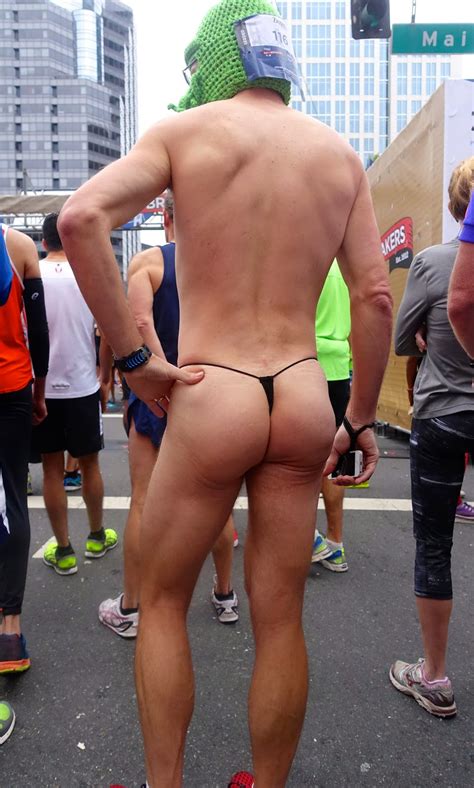 A Trail Runner S Blog The Naked Tastic Bay To Breakers