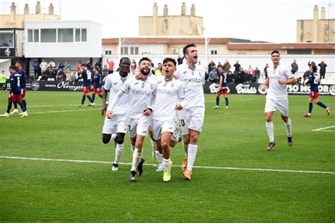 Un huracán llamado AD Ceuta FC arrasa al Rayo Majadahonda