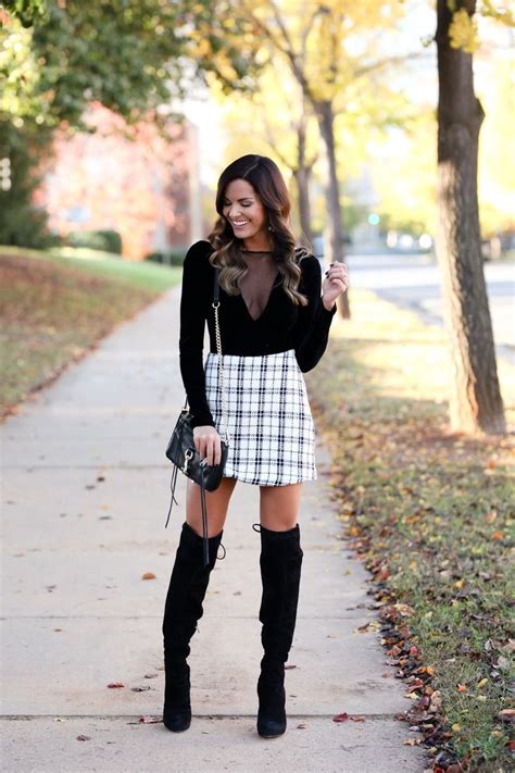 Plaid Mini Skirt Mumu And Macaroons Trendy Fall Outfits Fashion