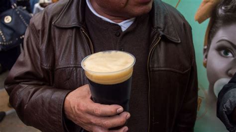 En épocas de calor cuáles son las cervezas con menos calorías en