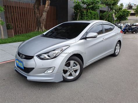 Hyundai現代 Elantra 全額貸款最頂級旗艦天窗定速影音免鎖匙系統防滑電動椅