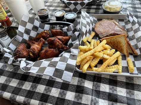 Wings And Rings At Fat Daddy S Smokehouse