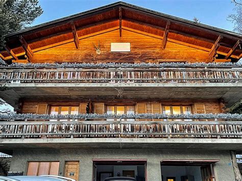 10 Luxury Chalets in Verbier for a Cozy Winter Holiday