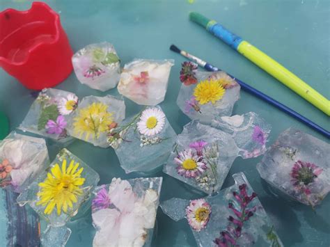 Frozen Flowers Sensory Ice Play