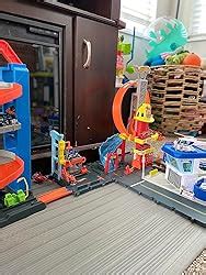 Amazon Hot Wheels City Toy Car Track Set Super Loop Fire Station