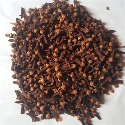 Brown Whole Dry Clove Packaging Size 50 Kg At Rs 820 Kilogram In