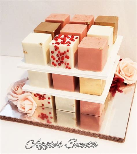 Pin By Carolina Beltran On Postres Elegantes Cube Cake Rubiks Cube