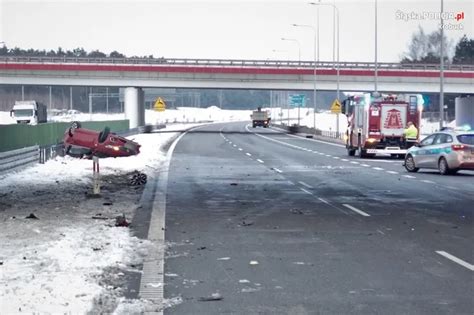 Zderzenie ciężarówki z osobówką na autostradzie A1 na Śląsku