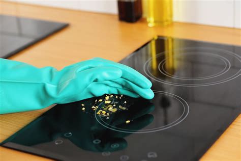 How To Clean A Ceramic Electric Glass Hob Guide With Images Cleanipedia Uk