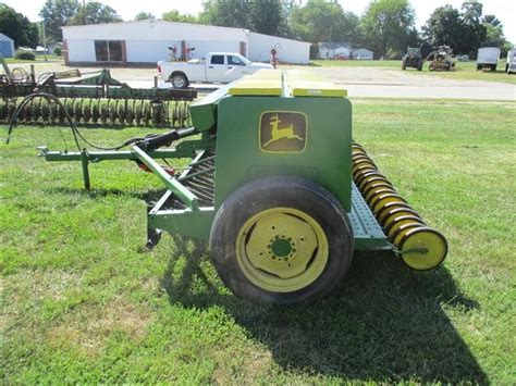 John Deere 8300 Grain Drill With Grass Seed Box | Agriculture | BigIron