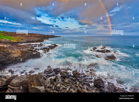 North shore Maui coast Stock Photo - Alamy