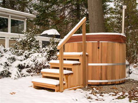 The Original Red Cedar Hot Tub Leisurecraft Europe