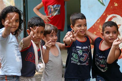 970 Enfant Palestinien Photos Taleaux Et Images Libre De Droits Istock