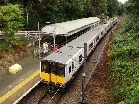 Lo 315807 Emerson Park London Overground Class 315 3158 Flickr