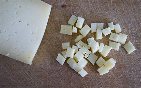 Ricetta Polenta Della Val Pusteria Con Formaggio E Acciughe Agrodolce