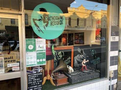 marxy's musing on technology: Vinyl record stores in Thornbury