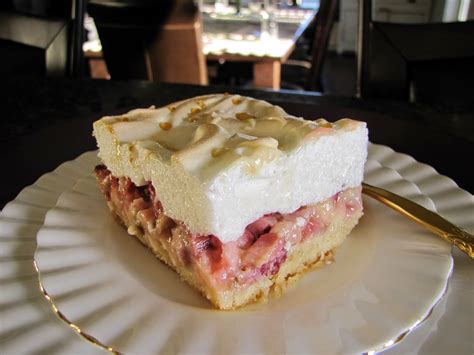 Mennonite Girls Can Cook Rhubarb Meringue Torte