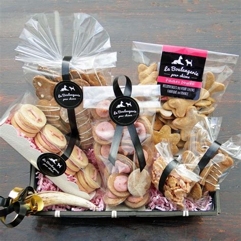 Panier Cadeau Pour Chiens Les Douceurs Paniers Cadeaux Pour Chiens