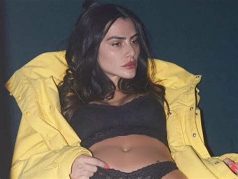 Cleo Pires Sensualiza De Lingerie E Recebe Elogio Dos Seguidores Quem