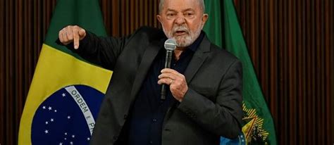 Brésil Lula limoge le chef de l armée juste avant son 1er voyage à l