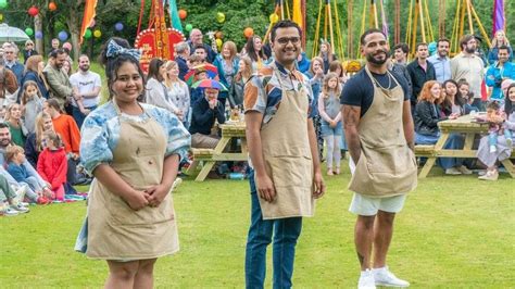 How To Watch The Great British Bake Off Final 2022 Live Tonight Who