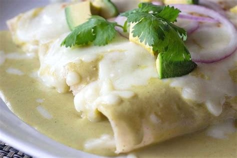 Disfruta De Unas Deliciosas Enchiladas Suizas Con Esta Receta