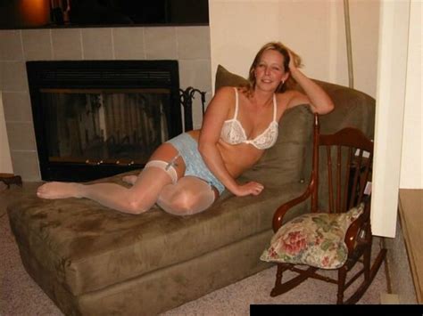 Amateur Milf Blonde Lingerie Hot 100 1600x1200 Porn Pic