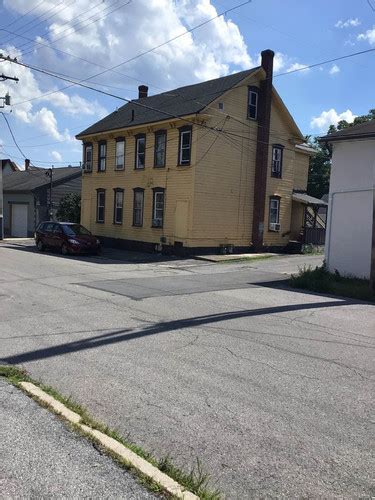 709 20th St. Altoona, PA Apt 1 | C&J Rentals