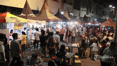 Pasar Semawis Dan Rekomendasi Kuliner Malam Di Semarang Tribun Travel