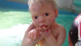 10 Hot Sexy LoveMyRebornBaby Bikini Pics