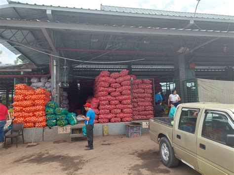 Mercados En Guayaquil Ya Est N M S Abastecidos Pero Los Precios Se