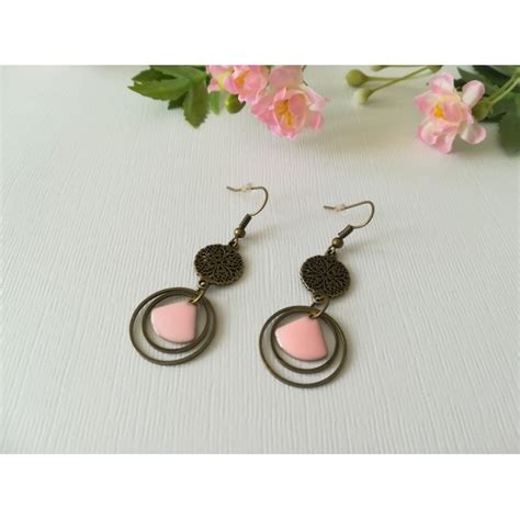 Kit boucles d oreilles anneaux bronze et sequin émail rose Kit