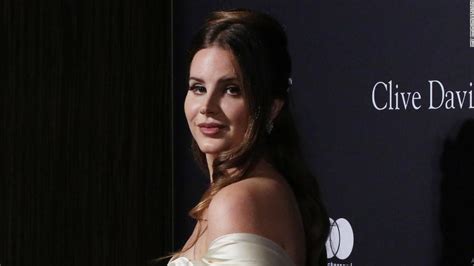 Lana Del Rey Hits Back At Accusations She S Glamorizing Abuse Cnn