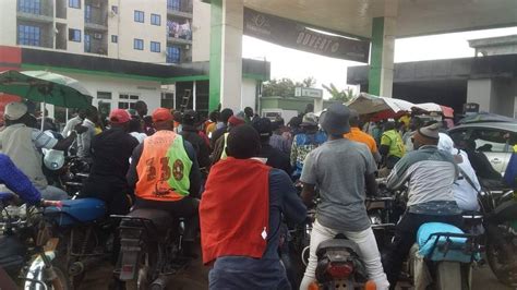 Pénurie de carburant au Cameroun les autorités réagissent pour