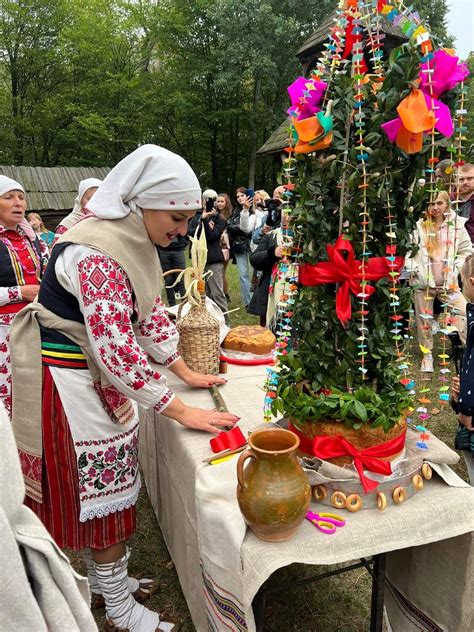 Під Покровом Богородиці: етнографиня розповіла про зв’язок між Покровою ...