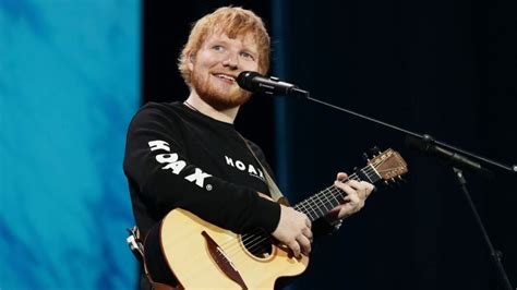 Ed Sheeran Surprises Mumbai Fans With Punjabi Performance