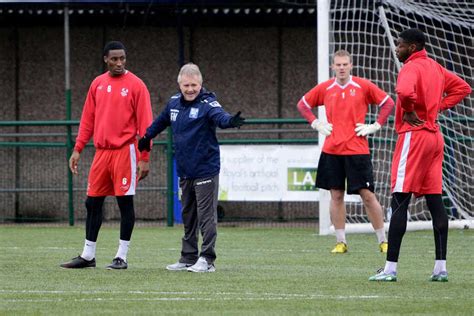 Kidderminster Harriers win to keep play-off hopes alive | Express & Star